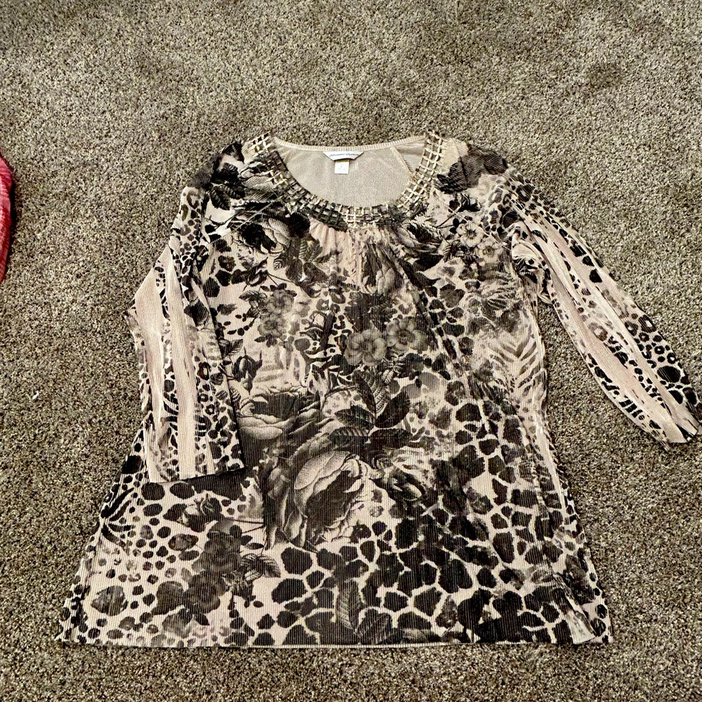 Loose business shirt